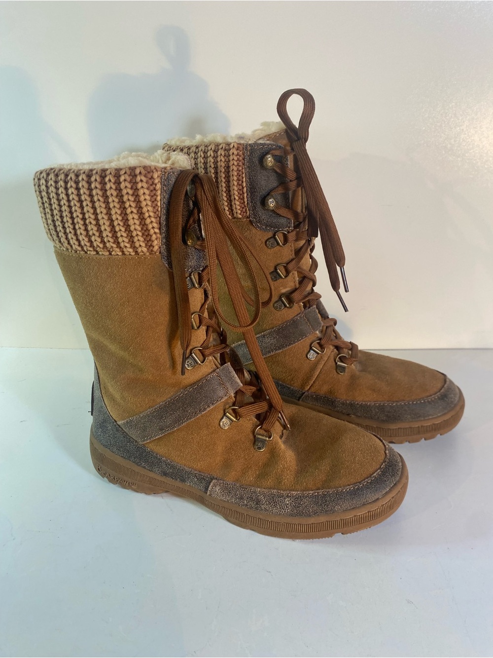 BearPaw Serena Suede Knit Lace Up Leather Sherpa‎ Lined Shearling Boots 
Size 9